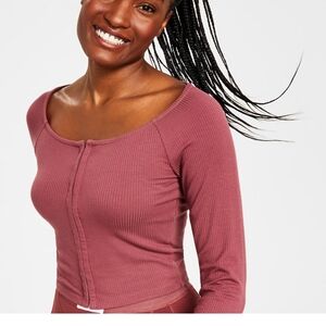 Jenni Women's Ribbed Long Sleeve Mauve Crop Top